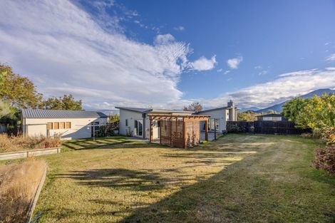 Photo of property in 7 Ellie Place, Lake Hawea, Wanaka, 9382