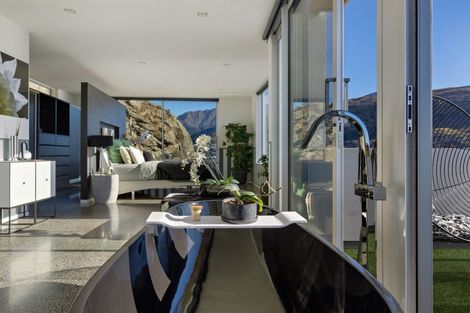 Photo of property in 292 Peninsula Road, Kawarau Falls, Queenstown, 9300