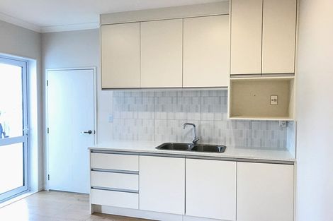 Photo of property in 17 Carrickdawson Drive, Flat Bush, Auckland, 2019