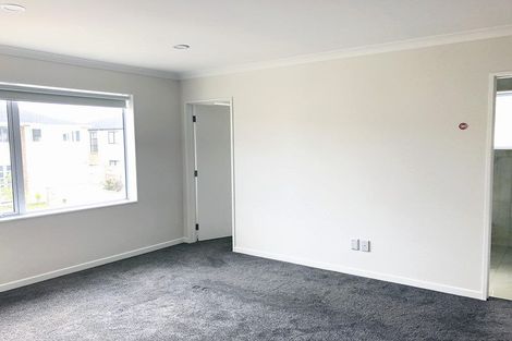 Photo of property in 17 Carrickdawson Drive, Flat Bush, Auckland, 2019