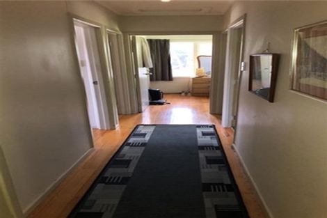 Photo of property in 51 Smythe Road, Henderson, Auckland, 0612