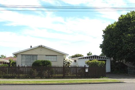 Photo of property in 404 Mairehau Road, Parklands, Christchurch, 8083