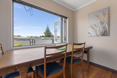 Photo of property in 19a Beach Street, Fitzroy, New Plymouth, 4312