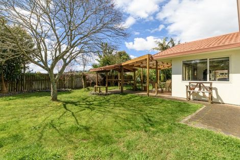 Photo of property in 114 Carlton Street, Bellevue, Tauranga, 3110
