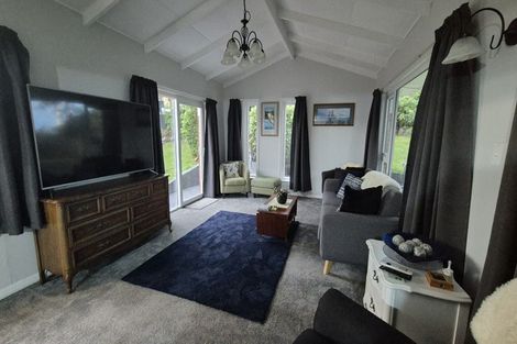 Photo of property in 16 Salmond Street, Halfway Bush, Dunedin, 9010