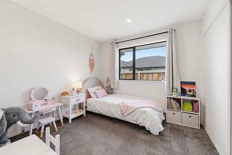 Photo of property in 31 Meadow View Drive, Belfast, Christchurch, 8051