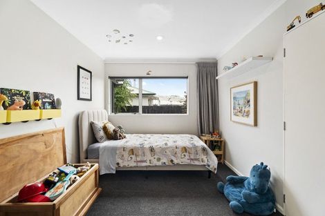 Photo of property in 3/69 Awaroa Road, Helensville, 0800