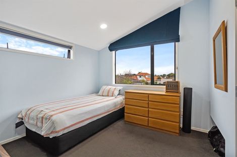 Photo of property in 73d Nile Road, Milford, Auckland, 0620