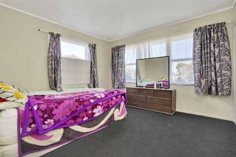 Photo of property in 2 Lovelock Place, Chartwell, Hamilton, 3210