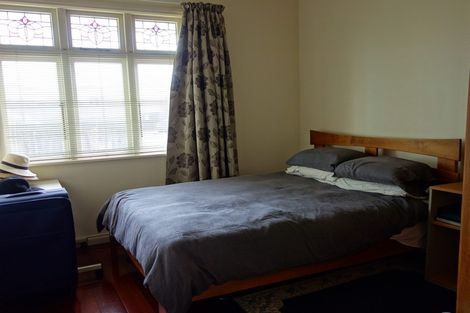 Photo of property in 101 Endeavour Street, Lyall Bay, Wellington, 6022