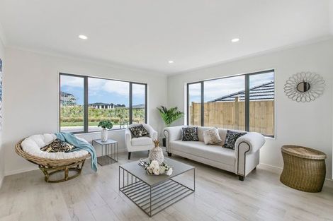 Photo of property in 30 Melgran Avenue, Papakura, 2110