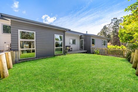 Photo of property in 9 Sylvan Way, Silverstream, Upper Hutt, 5019