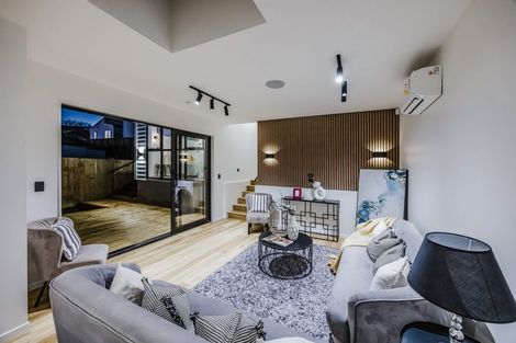 Photo of property in 16 Bannockburn Road, Opaheke, 2113