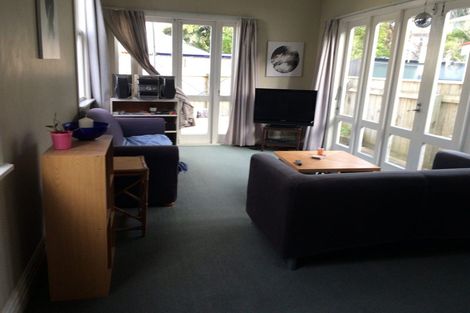 Photo of property in 3 Carrington Street, Mount Cook, Wellington, 6021