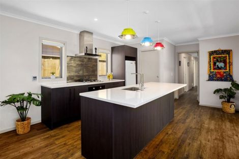 Photo of property in 7 Hull Place, Whitby, Porirua, 5024