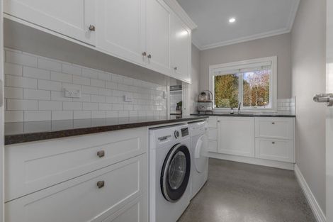 Photo of property in 1068 Queen Street East, Levin, 5510