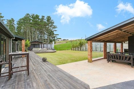 Photo of property in 325 Flat Bush School Road, Flat Bush, Auckland, 2019