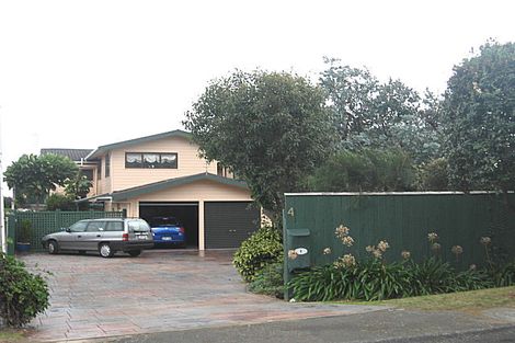 Photo of property in 4 Groves Road, Raumati Beach, Paraparaumu, 5032