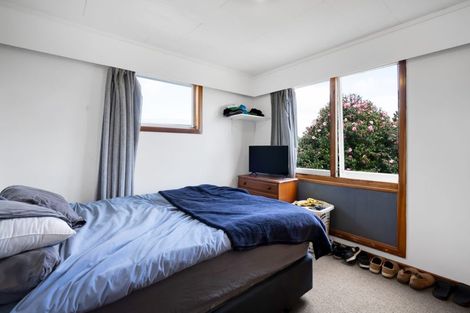 Photo of property in 49 Nevada Drive, Merrilands, New Plymouth, 4312