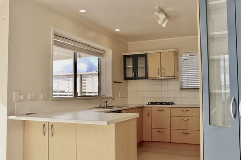 Photo of property in 232 Vipond Road, Stanmore Bay, Whangaparaoa, 0932