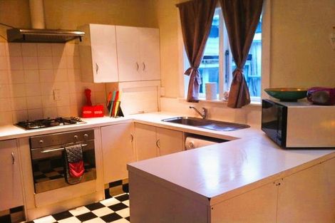 Photo of property in 104 Glenmore Street, Northland, Wellington, 6012