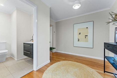 Photo of property in 1/29 Beatrice Avenue, Hillcrest, Auckland, 0627
