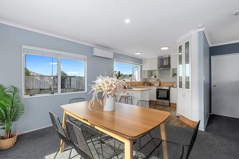 Photo of property in 9 Whitby Place, Welcome Bay, Tauranga, 3112