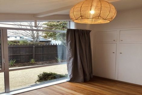 Photo of property in 28 Clyde Road, Upper Riccarton, Christchurch, 8041
