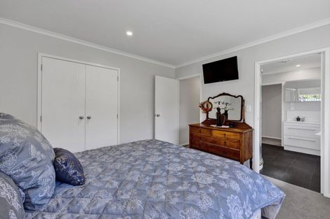 Photo of property in 50 Oberon Street, Stratford, 4332