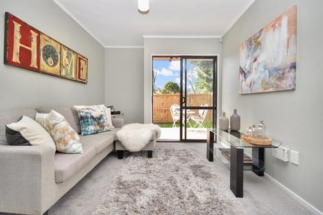 Photo of property in 65a Redcrest Avenue, Red Hill, Papakura, 2110
