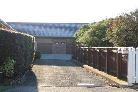 Photo of property in 17b Beachwater Grove, Paraparaumu Beach, Paraparaumu, 5032