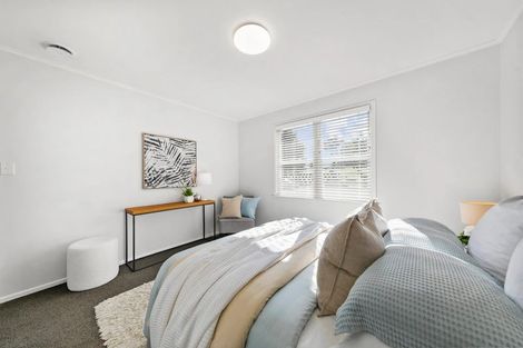 Photo of property in 2/17 Settlement Road, Papakura, 2110