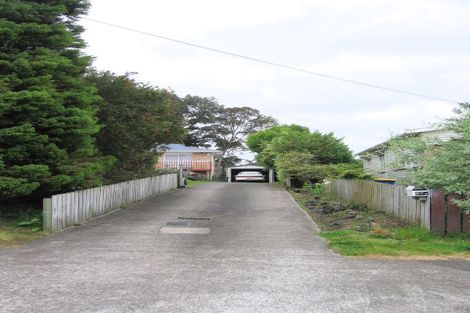 Photo of property in 67 Clayburn Road, Glen Eden, Auckland, 0602