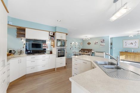 Photo of property in 15 Saddleback Green, Halswell, Christchurch, 8025