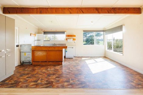 Photo of property in 1419 Kimbolton Road, Cheltenham, Feilding, 4777