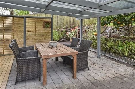 Photo of property in 61 Merriefield Avenue, Forrest Hill, Auckland, 0620