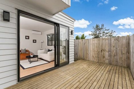 Photo of property in 22b Aorangi Place, Birkenhead, Auckland, 0626