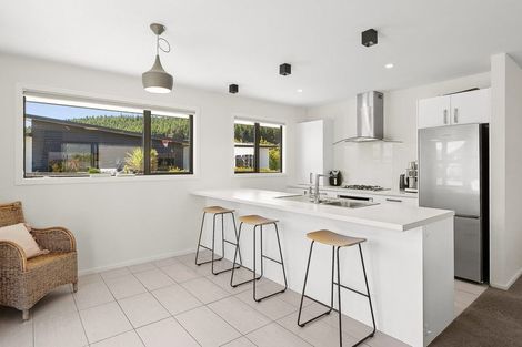 Photo of property in 52 Minaret Ridge, Wanaka, 9305