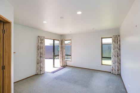 Photo of property in 16 Tudor Grove, Feilding, 4702