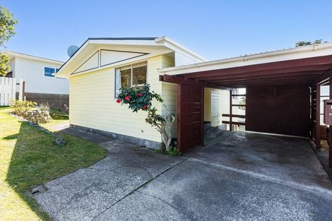 Photo of property in 1/26 Rajkot Terrace, Broadmeadows, Wellington, 6035