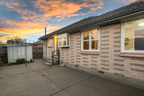 Photo of property in 1/14 Farquhars Road, Redwood, Christchurch, 8051