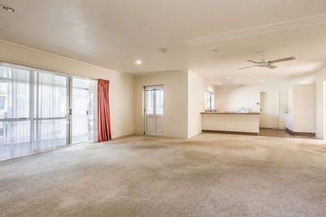 Photo of property in 17b Villa Grove, Paraparaumu, 5032