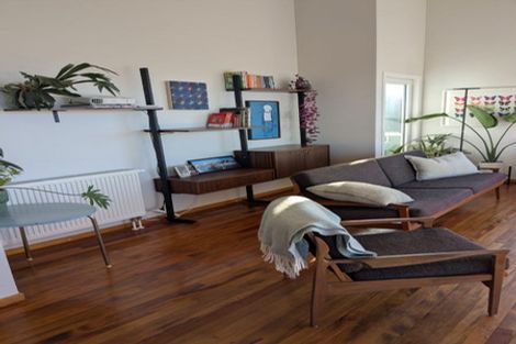 Photo of property in 33 Ranui Crescent, Khandallah, Wellington, 6035