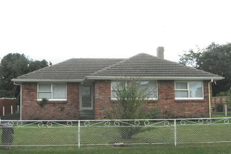 Photo of property in 35 Hereford Street, Te Atatu Peninsula, Auckland, 0610