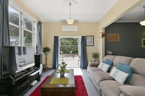 Photo of property in 30 Luxford Street, Berhampore, Wellington, 6023