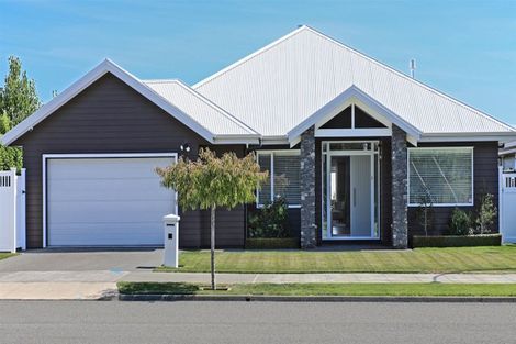 Photo of property in 49 Arataki Road, Havelock North, 4130