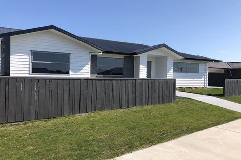 Photo of property in 7 Hills View Drive, Papamoa, 3118