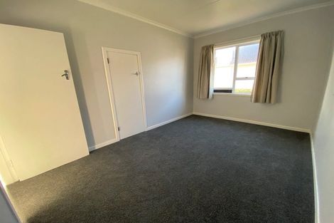 Photo of property in 8 Taupata Street, Castlecliff, Whanganui, 4501
