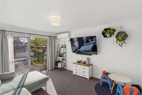 Photo of property in 4/14 Church Square, Addington, Christchurch, 8024