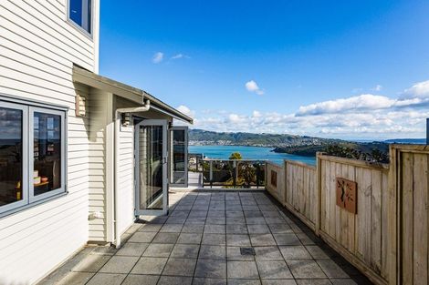 Photo of property in 6 Seascape View, Paremata, Porirua, 5024
